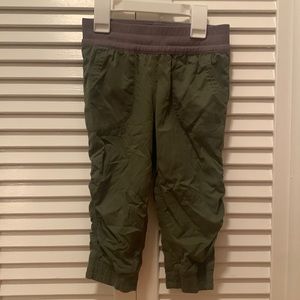 The North Face ‘flashdry’ pants.